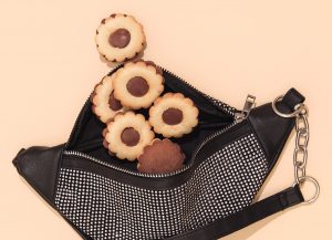 Borsa con biscotti